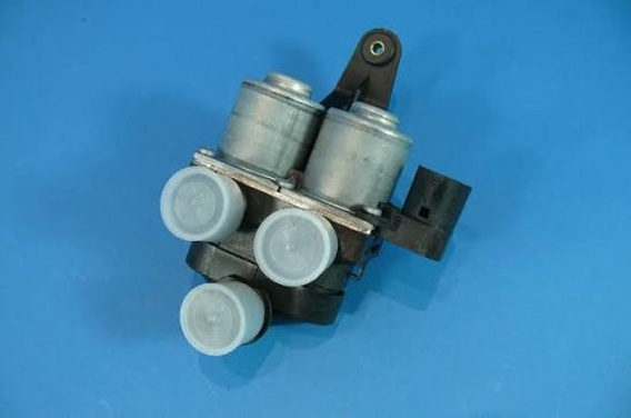 BMW E36 92 98 Kalorifer Musluğu OEM 64118376297