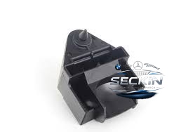 BMW BMW E36 Radyatör Alt Ayaği OEM 17111723338