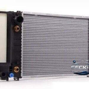 BMW BMW E30 E34 Radyatör Otomatik 440x328x34 OEM 17111712979