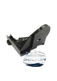 BMW BMW E46 2001 SONRASI Tampon Braketi R 2001 Sonrası OEM 51117030620