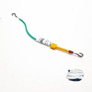 BMW BMW E39 Kapı Iç Açma Teli Ön R 96-01 OEM 51218215618