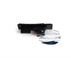 BMW BMW E39 Silecek Kilidi OEM 61618231740
